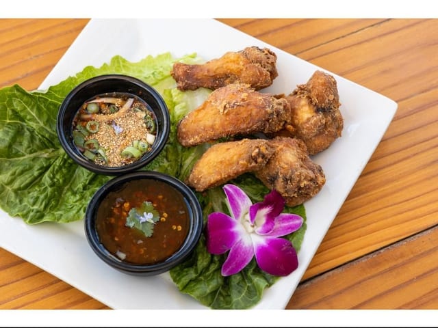 Garlic Chicken Wings.